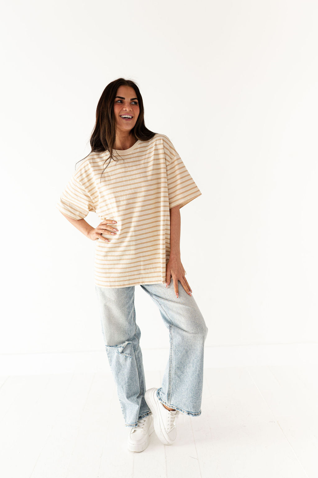 Felix Oversized Tee in Light Taupe